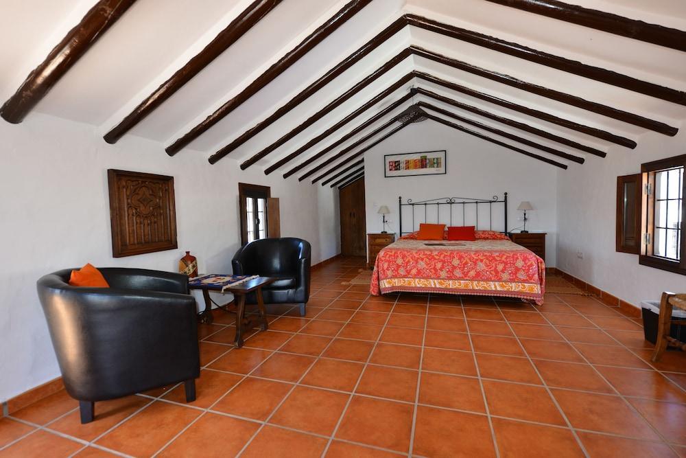 Cortijo La Haza Bed & Breakfast Iznájar Dış mekan fotoğraf