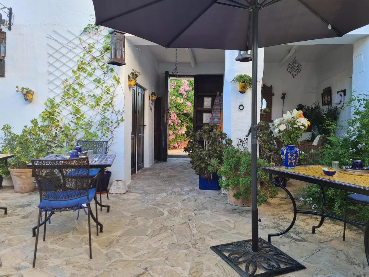 Cortijo La Haza Bed & Breakfast Iznájar Dış mekan fotoğraf