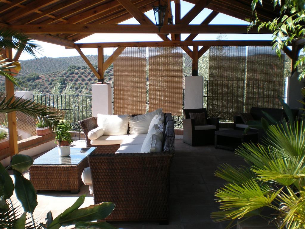 Cortijo La Haza Bed & Breakfast Iznájar Dış mekan fotoğraf